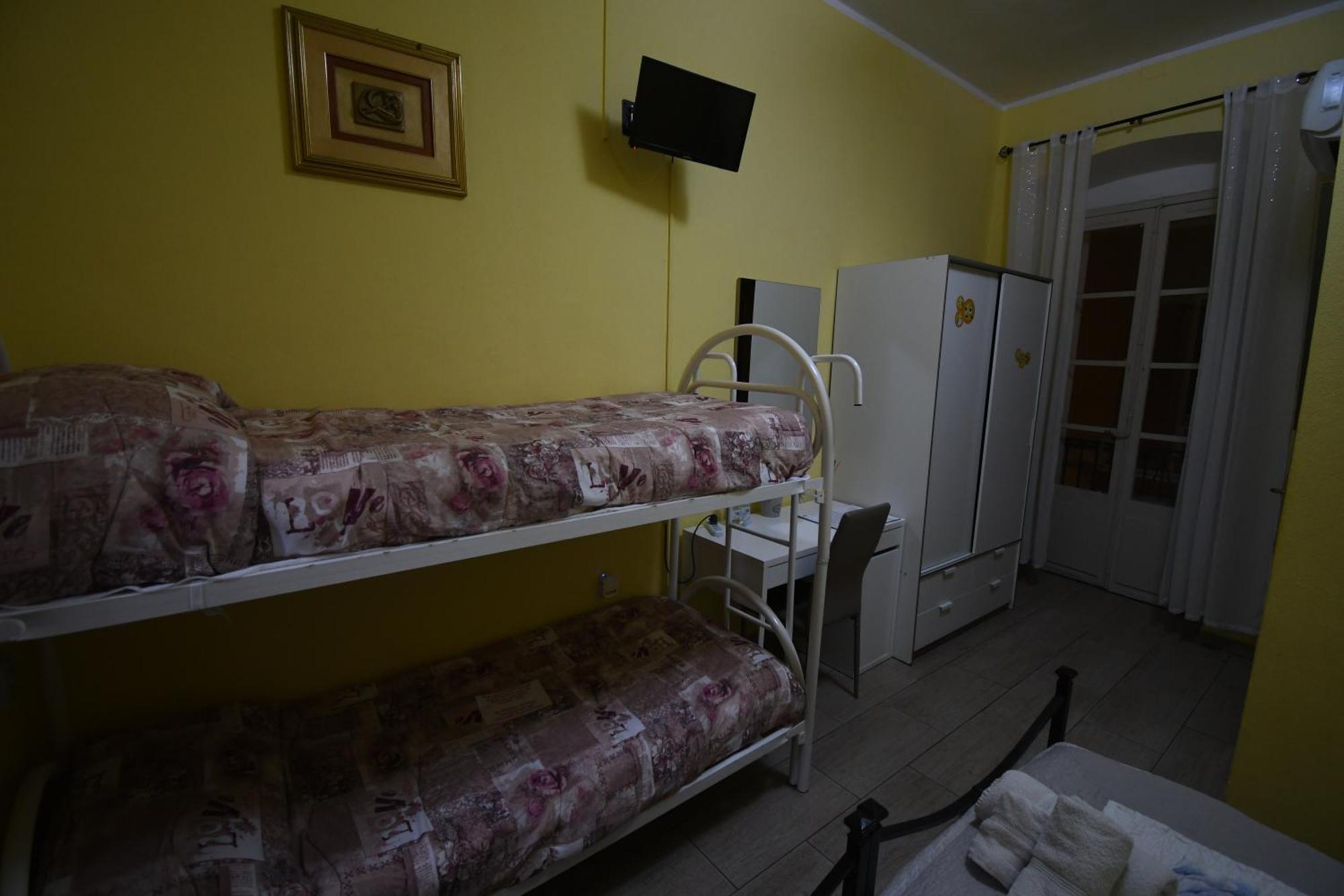 B&B Del Corso Iglesias Bagian luar foto