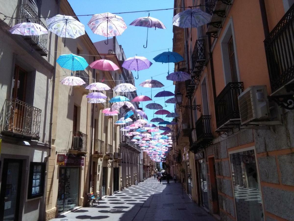 B&B Del Corso Iglesias Bagian luar foto